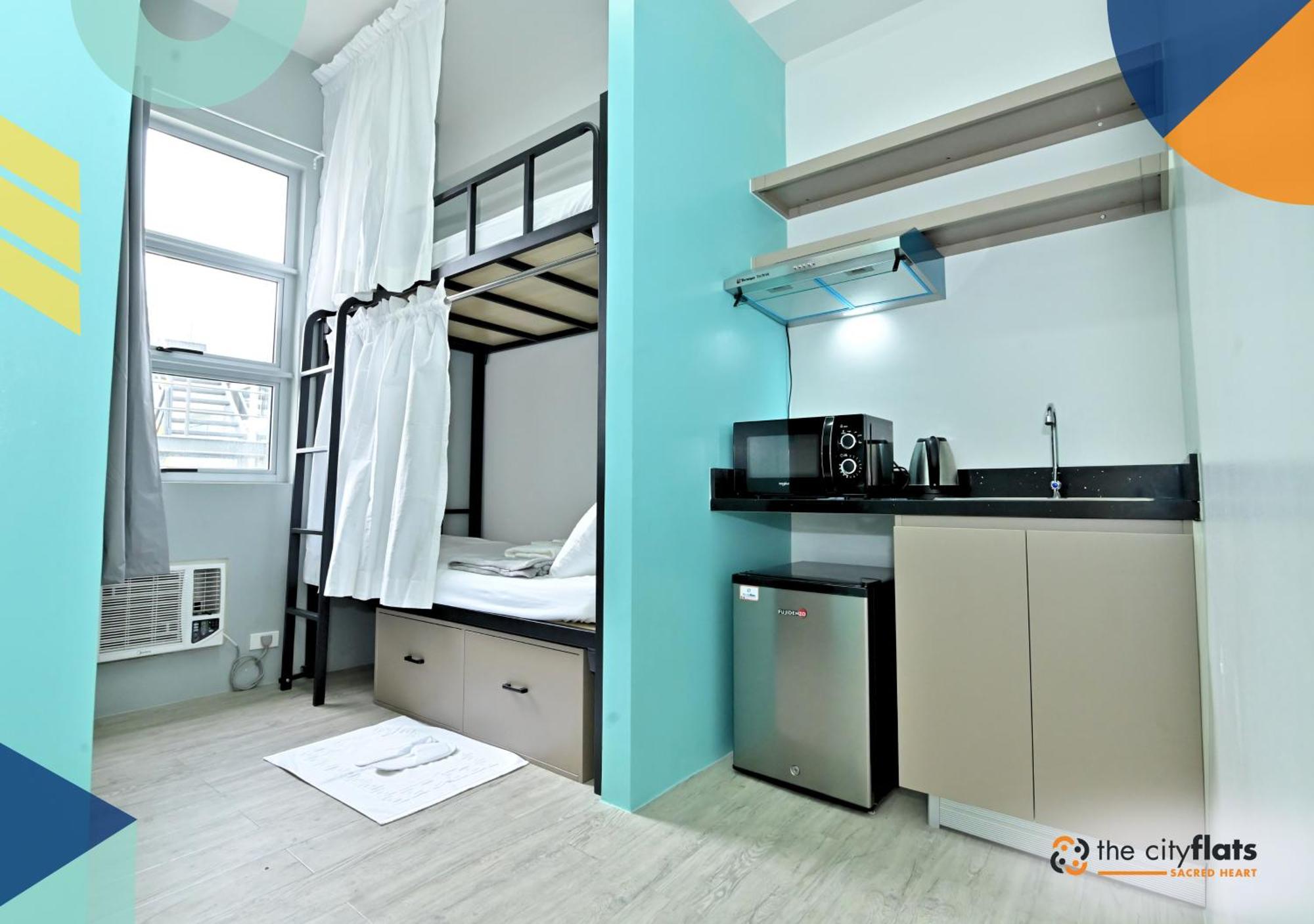 The City Flats Sacred Heart Makati City Buitenkant foto
